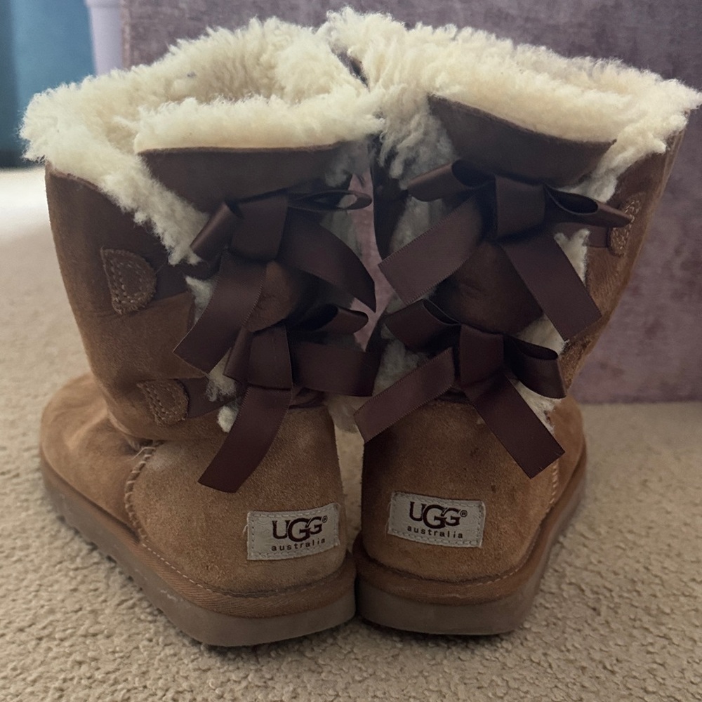 UGG Bailey Bows Chestnut Boots with Ribbon Accents